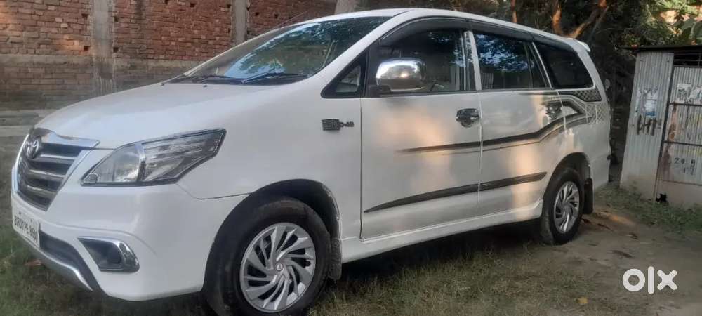Toyota Innova Diesel 2014