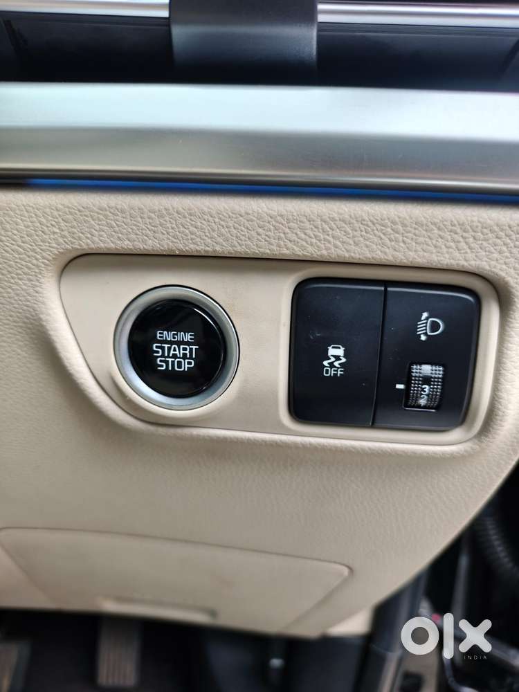 Kia Carens 1.5 Luxury Plus Turbo 7 Str, 2022, Petrol