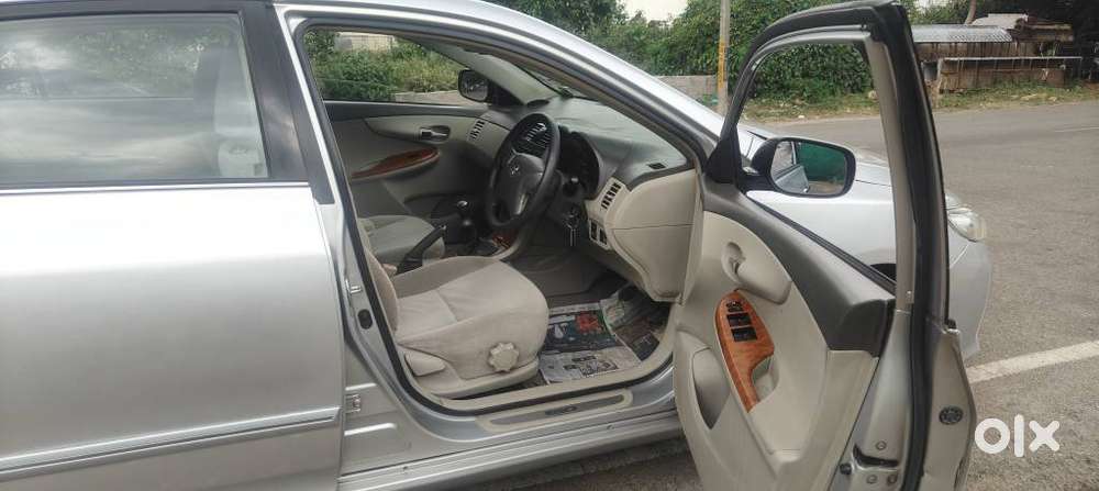 Toyota Corolla Altis G, 2010, Petrol