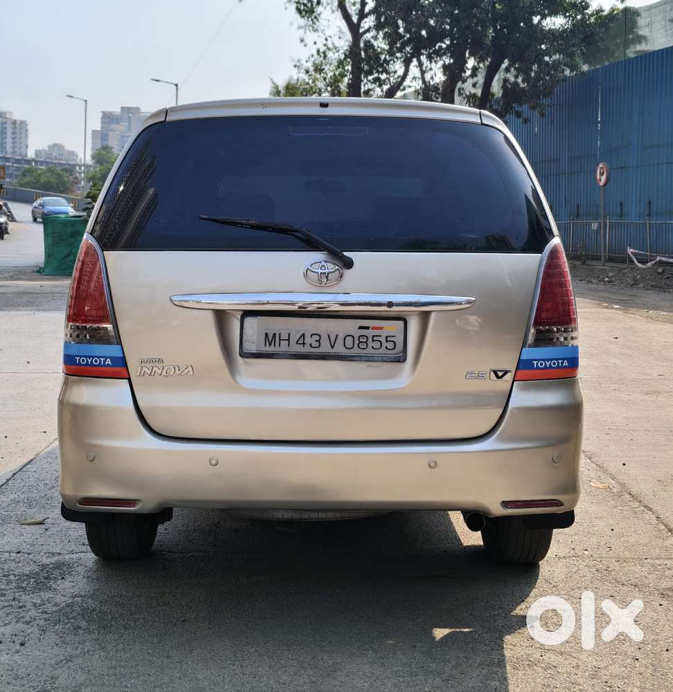 Toyota Innova 2004-2011 2.5 V Diesel 8-seater, 2007, Diesel
