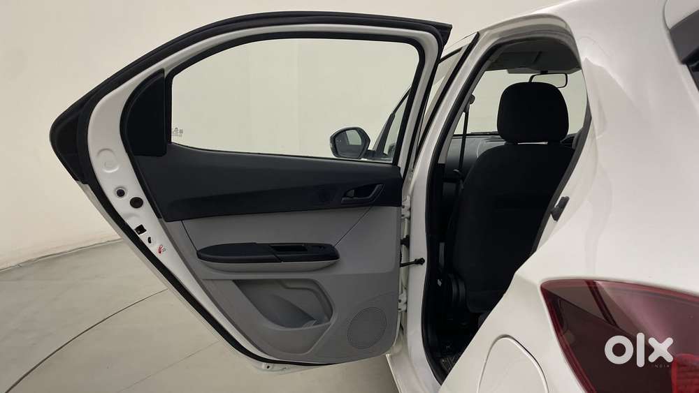 Tata Tiago 1.2 Revotron Xta, 2023, Petrol