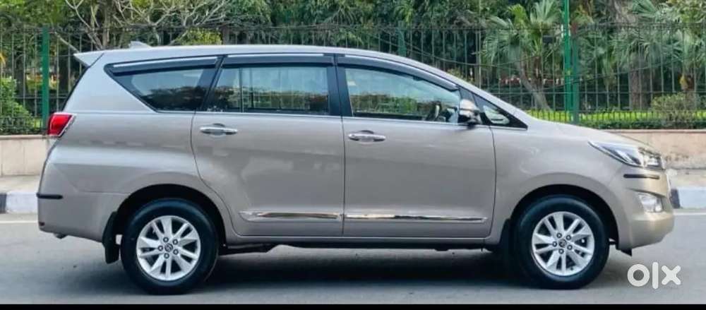 Toyota Innova Crysta 2016 Diesel 112000 Km Driven,