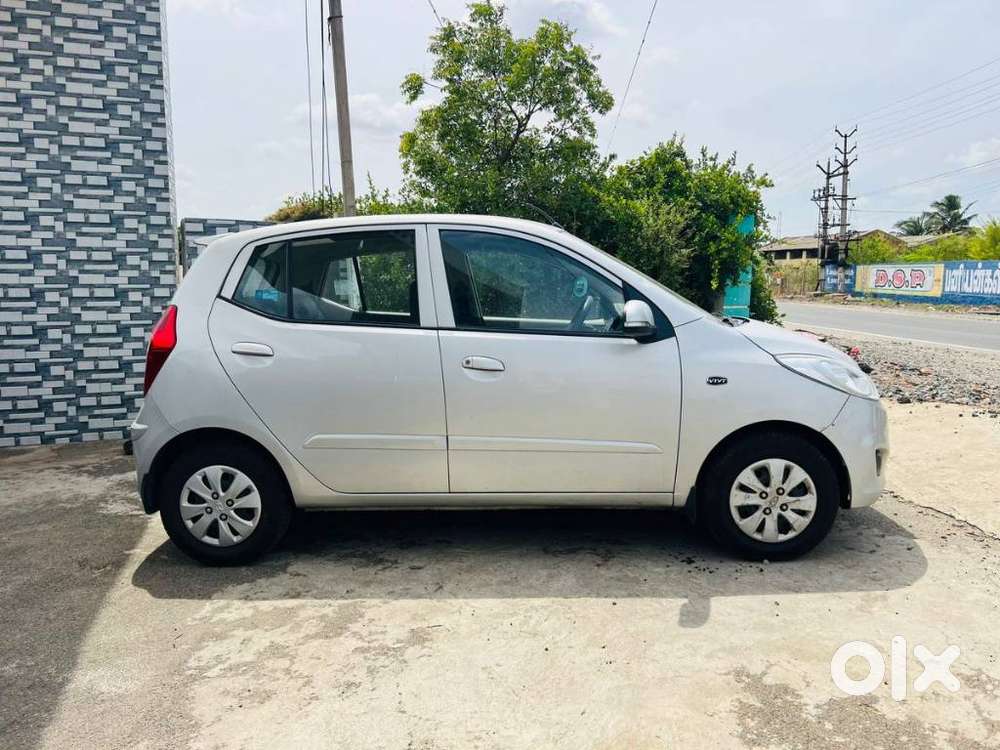 Hyundai I10 Sportz At, 2013, Petrol