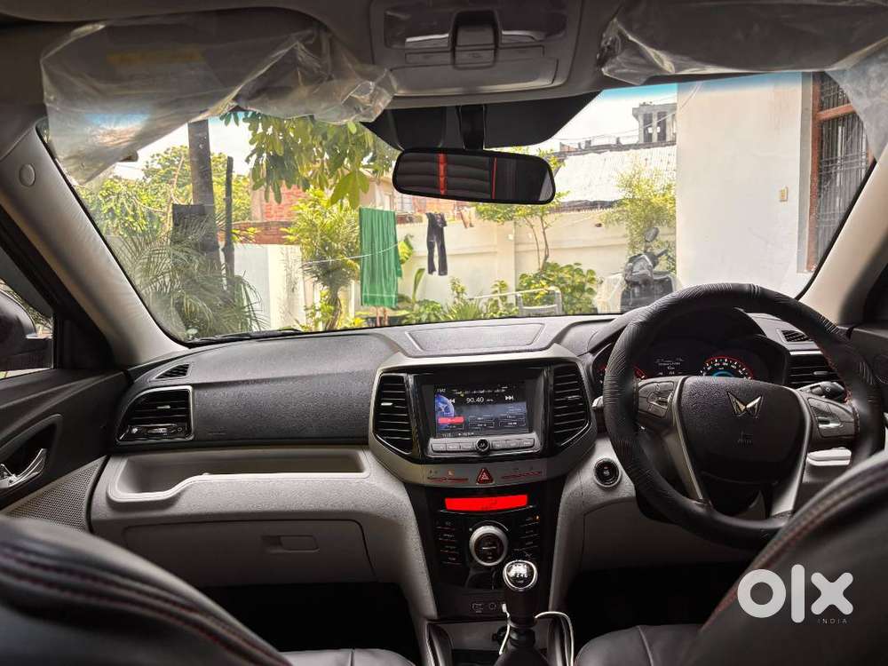 Mahindra Xuv300 2024 W8 Petrol 56388 Km