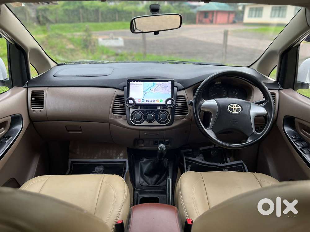 Toyota Innova 2.5 V 7 Str, 2015, Diesel