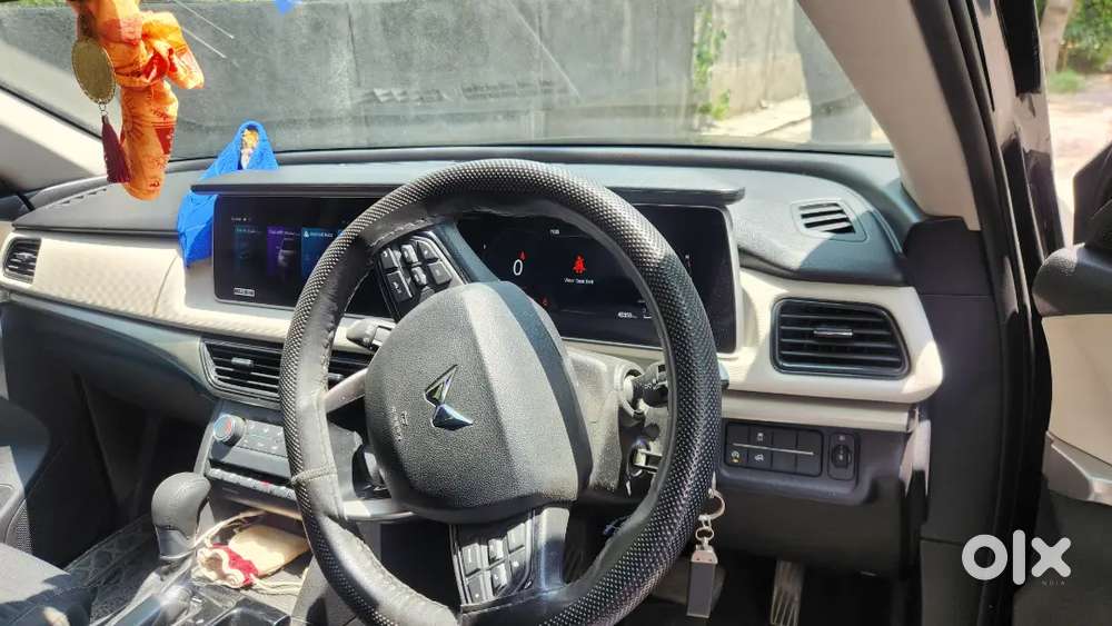 Mahindra Xuv700 2024 Diesel 43000 Km 7 Seater