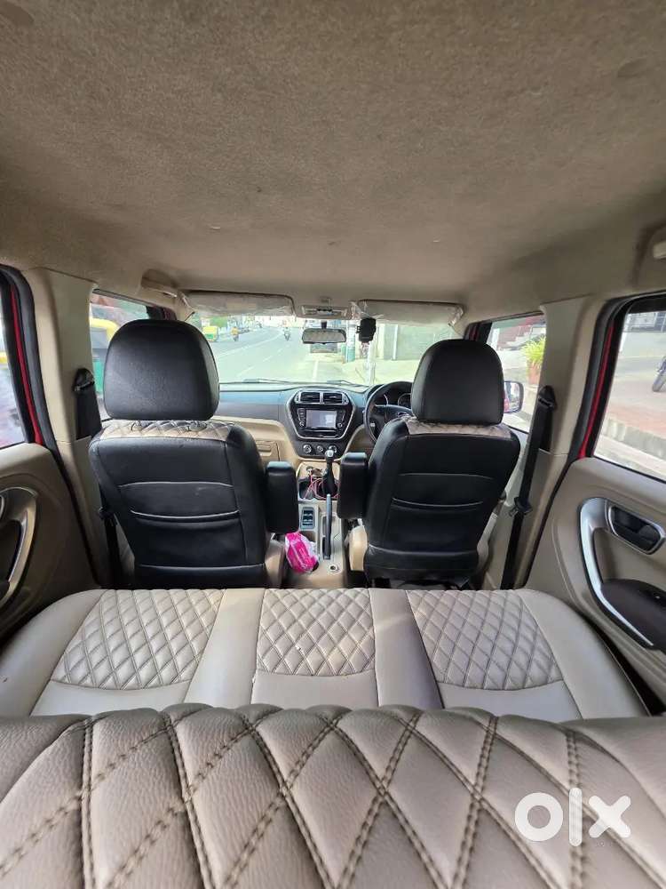 Mahindra Tuv 300 2019