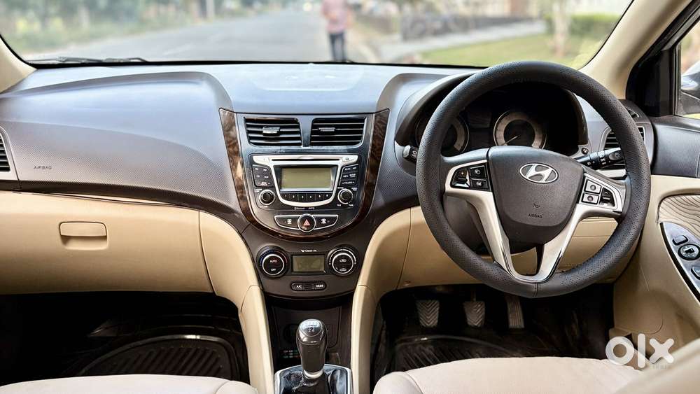 Hyundai Fluidic Verna 1.6 Vtvt Sx, 2013, Petrol
