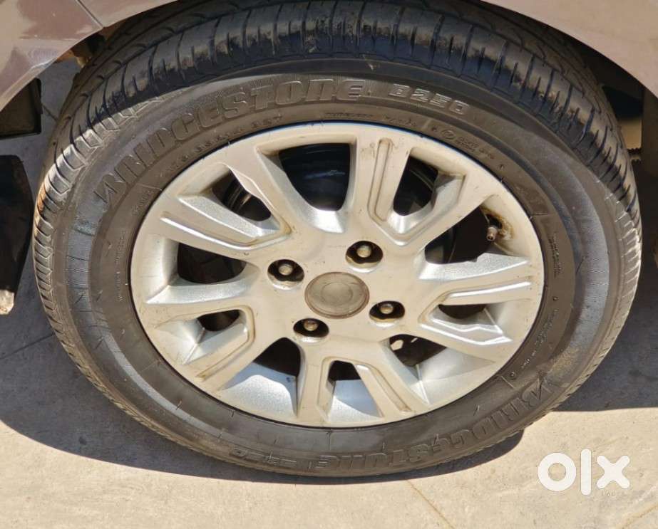 Tata Tiago 1.2 Revotron Xza, 2017, Petrol