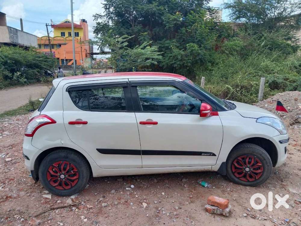 Maruti Suzuki Swift Vxi + Manual, 2013, Petrol