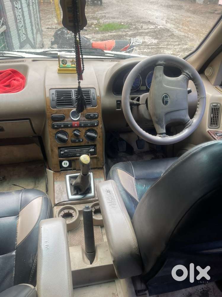 Tata Safari Dicor 2011