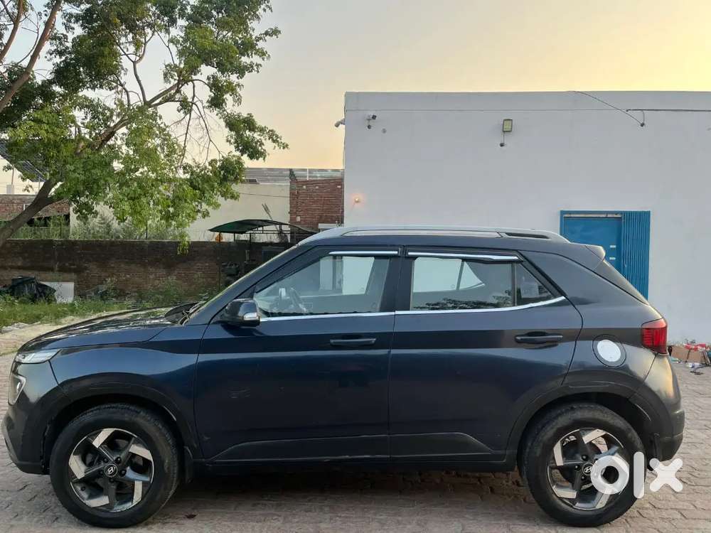Hyundai Venue 2020 Diesel Well Maintained