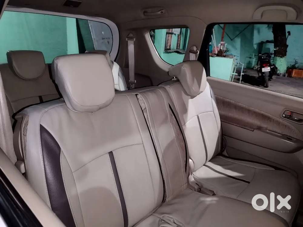 Maruti Suzuki Ertiga Vxi 2012
