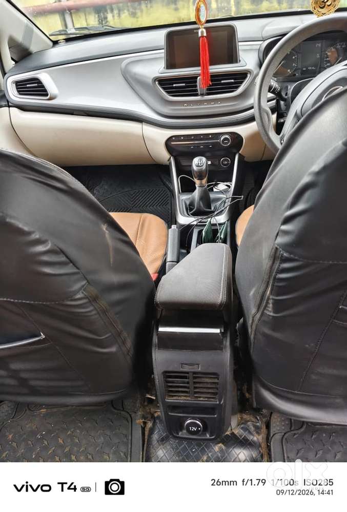 Tata Altroz Xz Top Model Petrol 2022 1st Owner 51000km