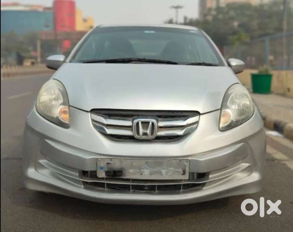 Honda Amaze 2015 Petrol Well Maintained