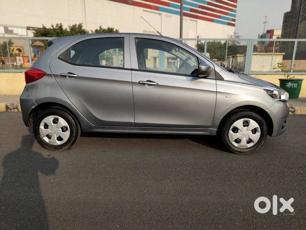 Tata Tiago 1.2 Revotron Xta, 2018, Petrol