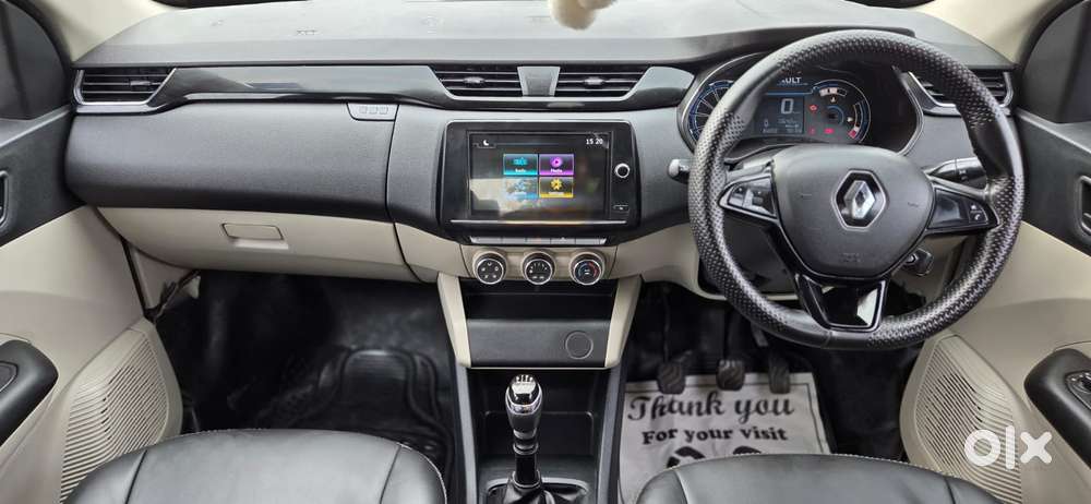 Renault Triber Rxt, 2022, Petrol