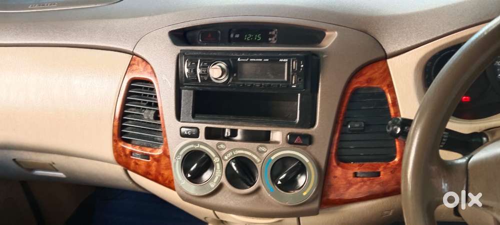 Toyota Innova 2.5 G (diesel) 7 Seater Bs Iv, 2006, Diesel