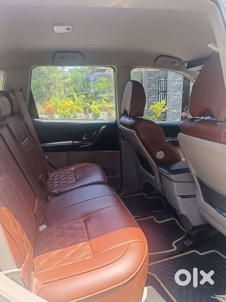 Mahindra Xuv 500 W6 Mt