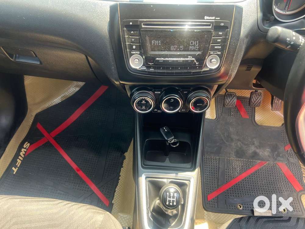 Maruti Suzuki Swift 2018 Zxi, 2019, Petrol