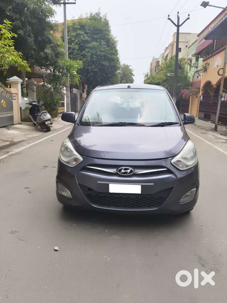 Hyundai I10 Sportz, 2014, Petrol