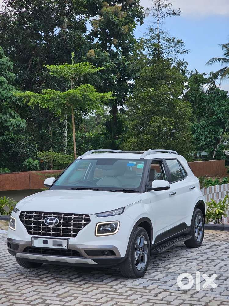 Hyundai Venue Sx Plus Turbo Dct, 2020, Petrol