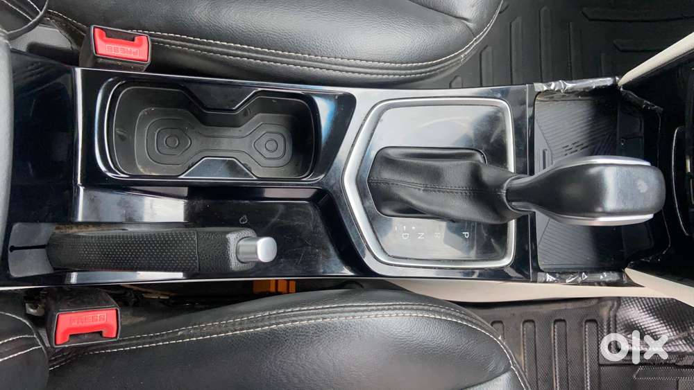 Mahindra Xuv 3xo Ax5l 1.2 Petrol At, 2024, Petrol