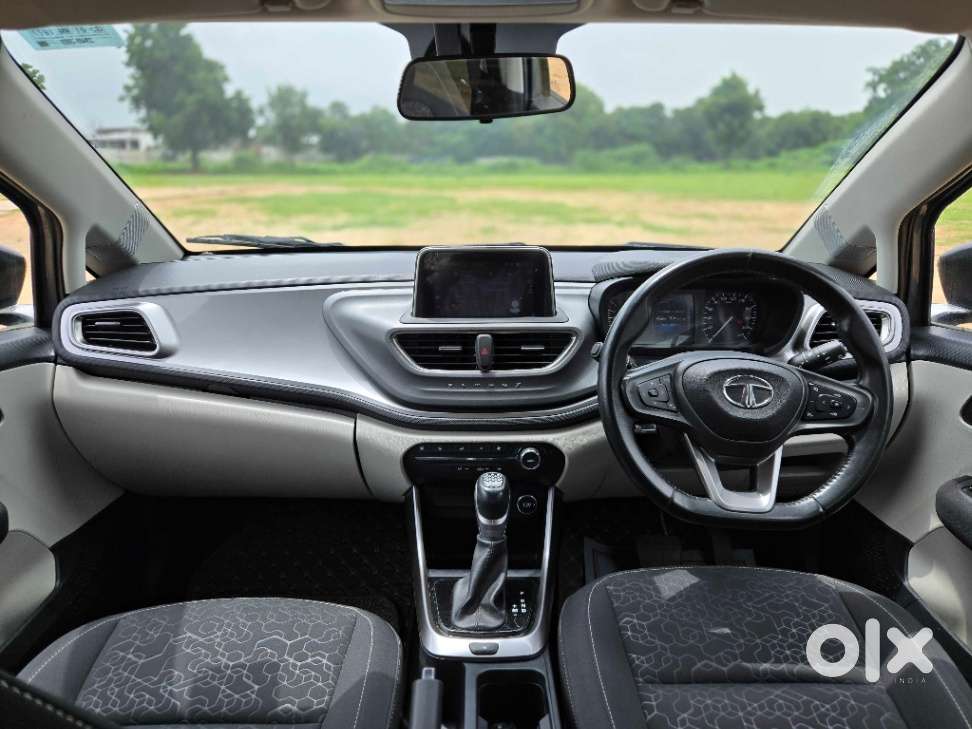 Tata Altroz Xz, 2024, Petrol