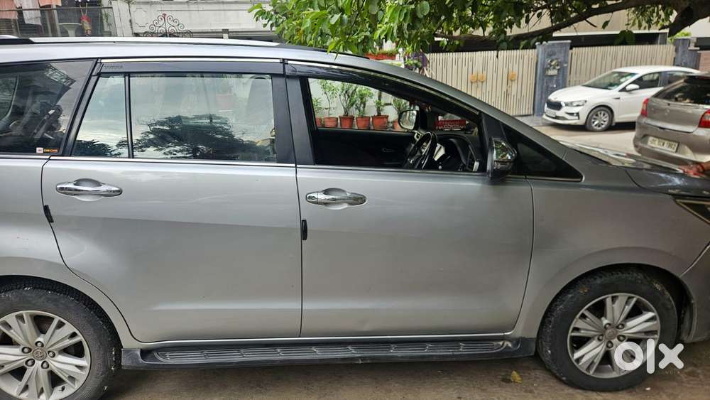 Toyota Innova Crysta 2.8z Automatic, 2018, Diesel