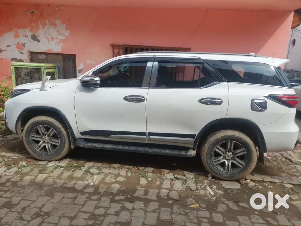 Toyota Fortuner Diesel Manual 20.12. 2016 Model