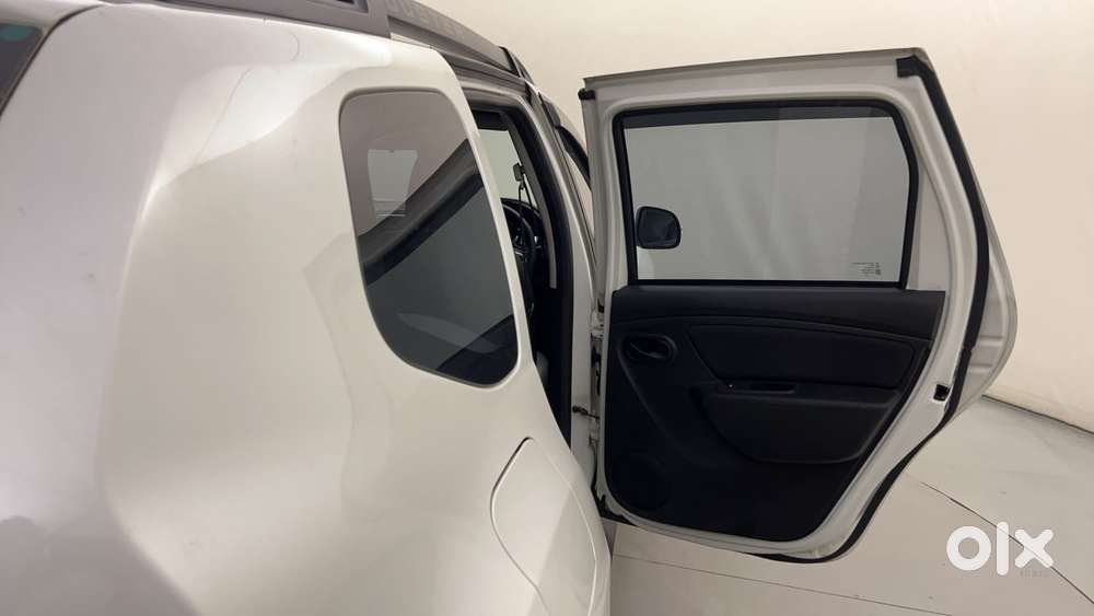 Renault Duster Petrol Rxs, 2021, Cng & Hybrids