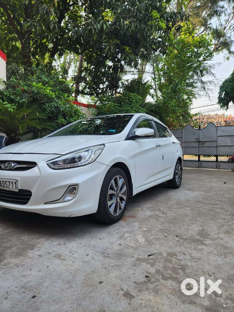 Hyundai Fluidic Verna 2014