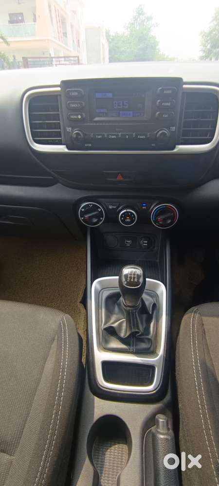 Hyundai Venue S, 2021, Petrol