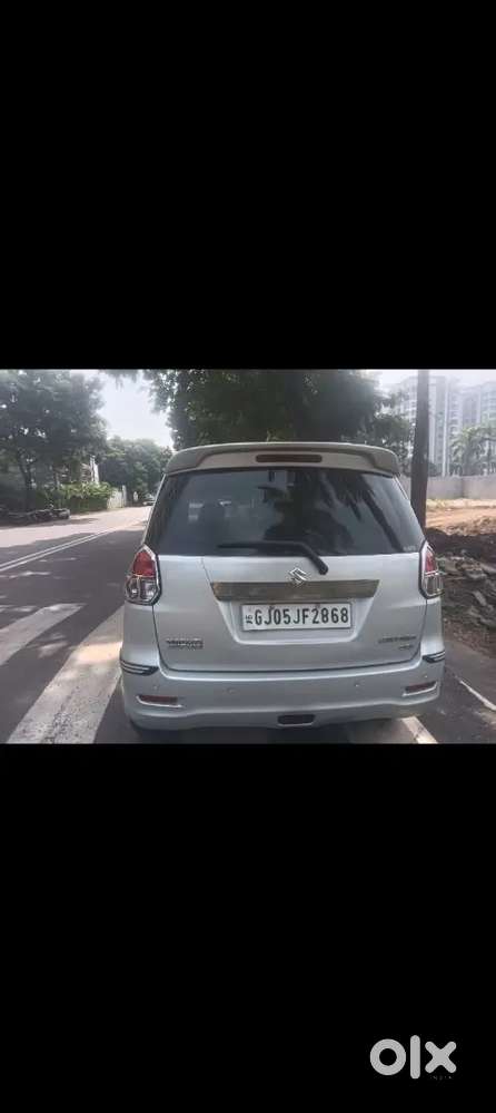 Maruti Suzuki Ertiga Lxi 2014 कार