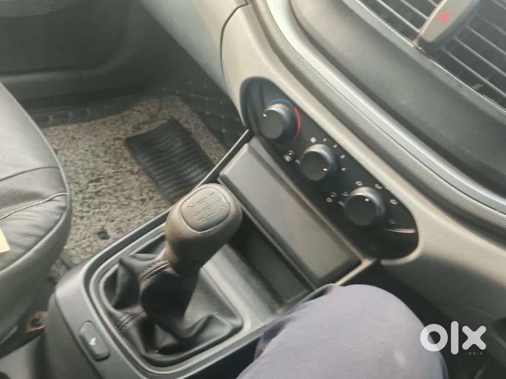 Tata Altroz 2021 Petrol Well Maintained