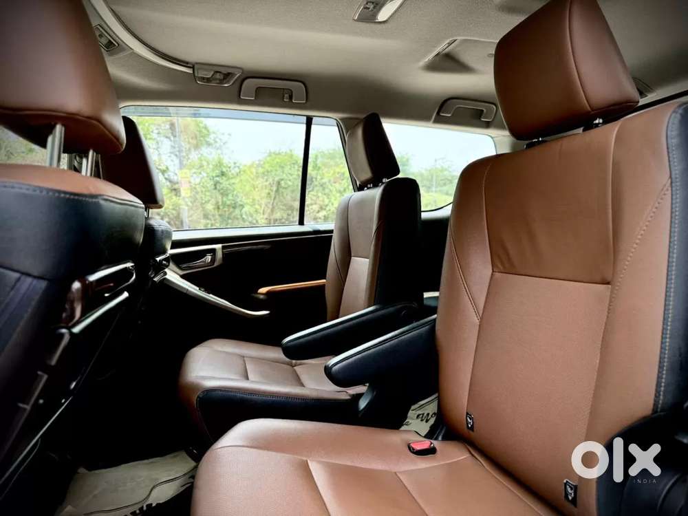 Toyota Innova Crysta [2020-ongoing] 2.4 Zx 7 Str, 2022, Diesel