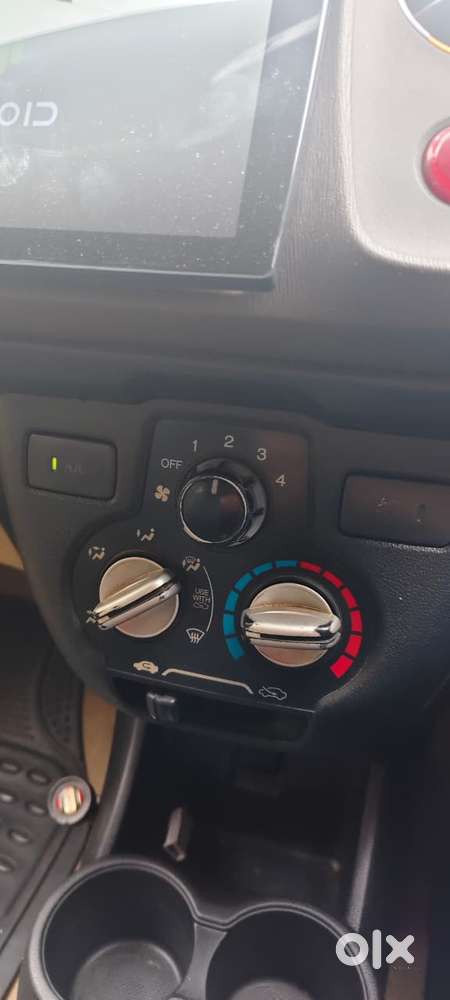 Honda Brio 2011-2013 V Mt, 2012, Petrol