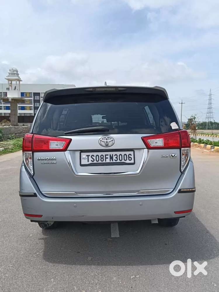 Toyota Innova Crysta 2.4 V 7 Str, 2017, Diesel