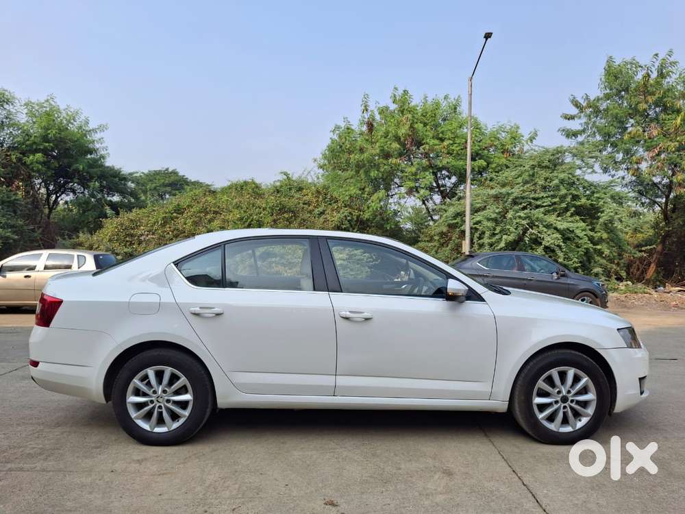 Skoda Octavia 2013-2017 Style Plus 1.8 Tsi At, 2016, Petrol