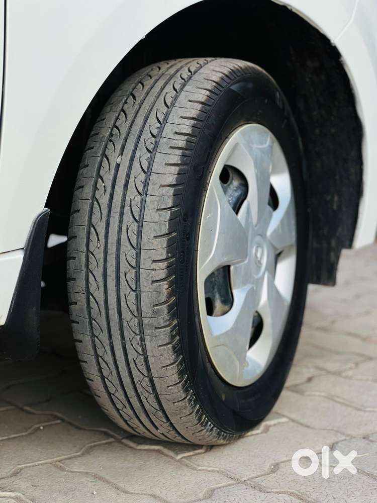 Tata Tiago 1.2 Revotron Xta, 2017, Petrol