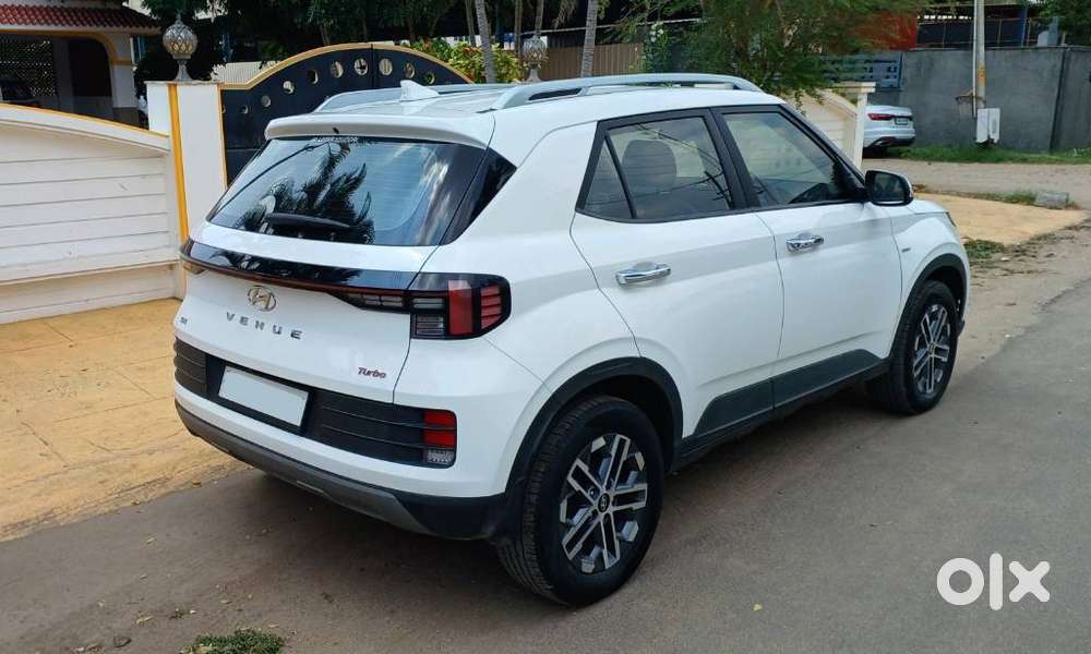 Hyundai Venue 1.0 Sx (o) Turbo Dct, 2024, Petrol