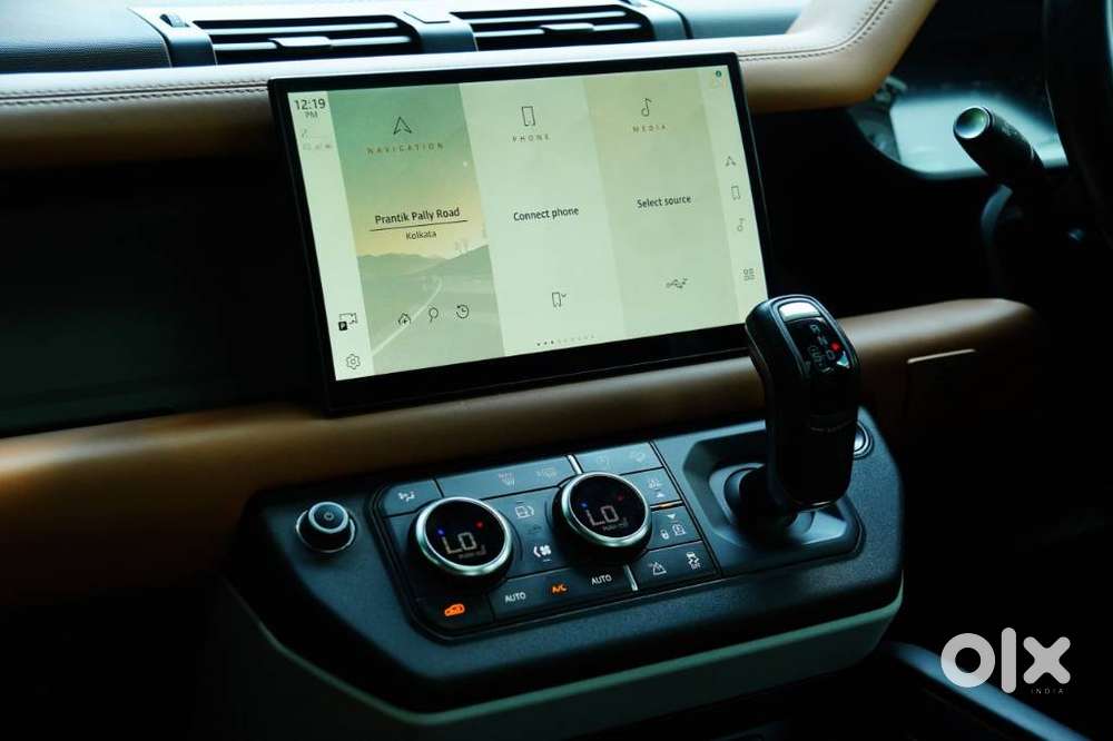 Land Rover Defender 2.0 110 X-dynamic Hse, 2023, Petrol