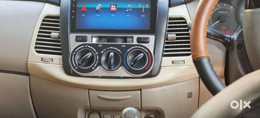 Toyota Innova 2.5 G (diesel) 8 Seater, 2012, Diesel