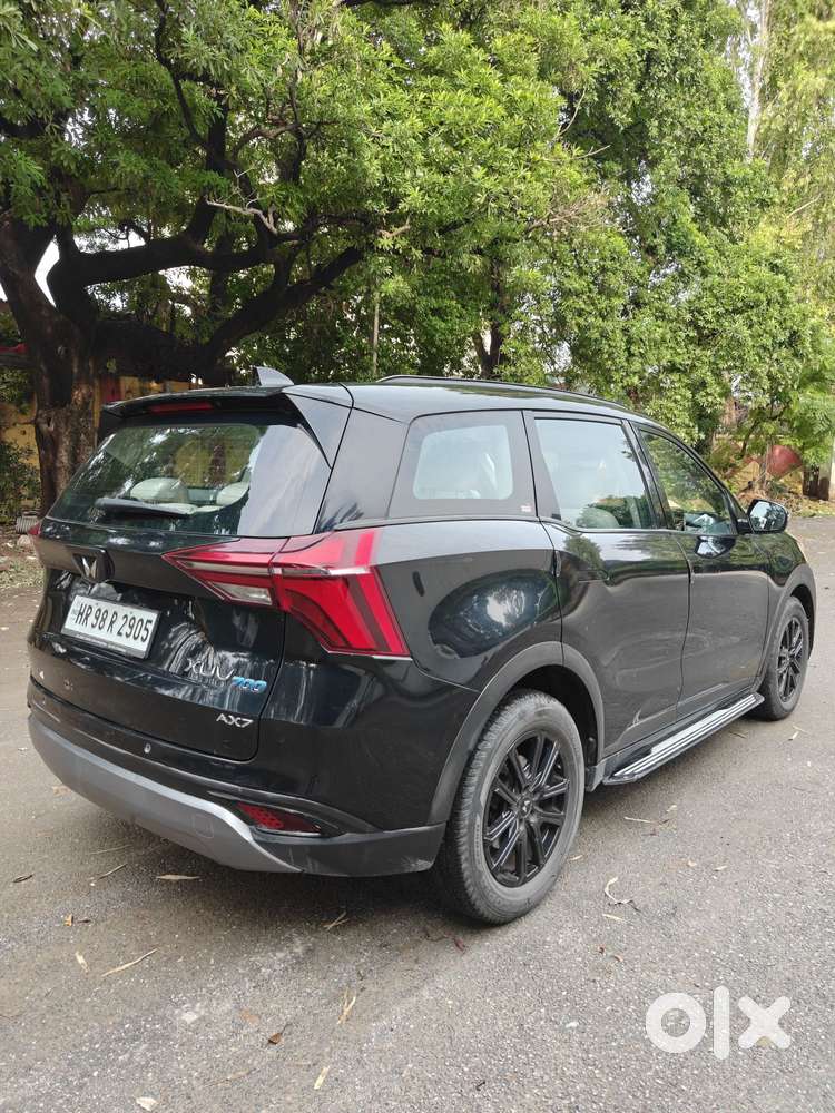 Mahindra Xuv700 2.0 Ax 7 Petrol At Str, 2024, Petrol