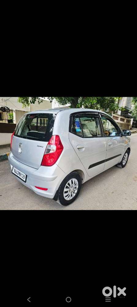Hyundai I10 Sportz, 2015, Petrol