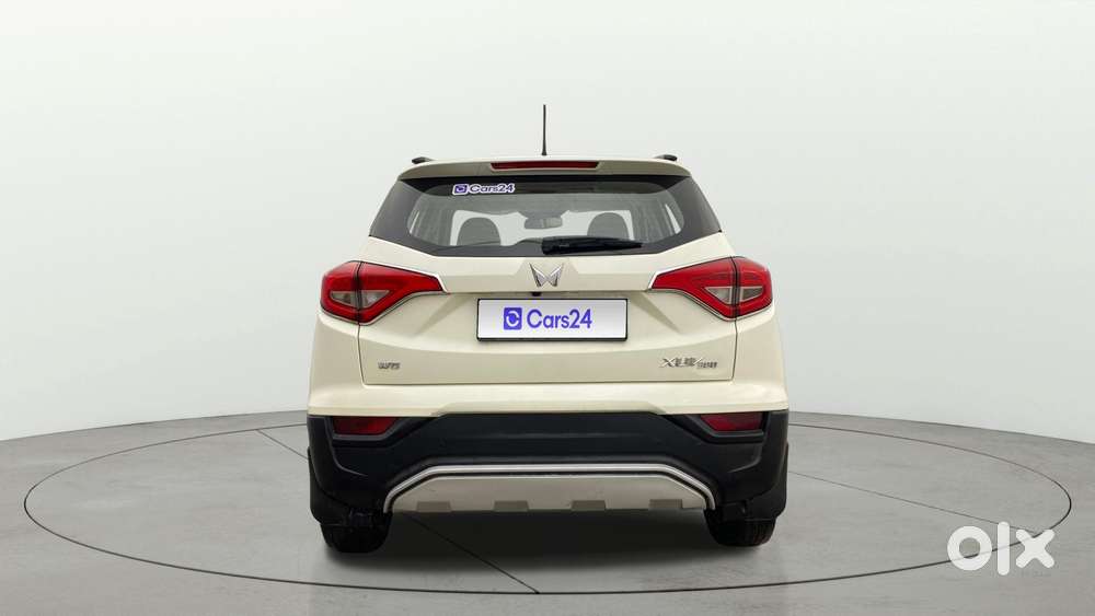 Mahindra Xuv300 W8 Option, 2023, Petrol