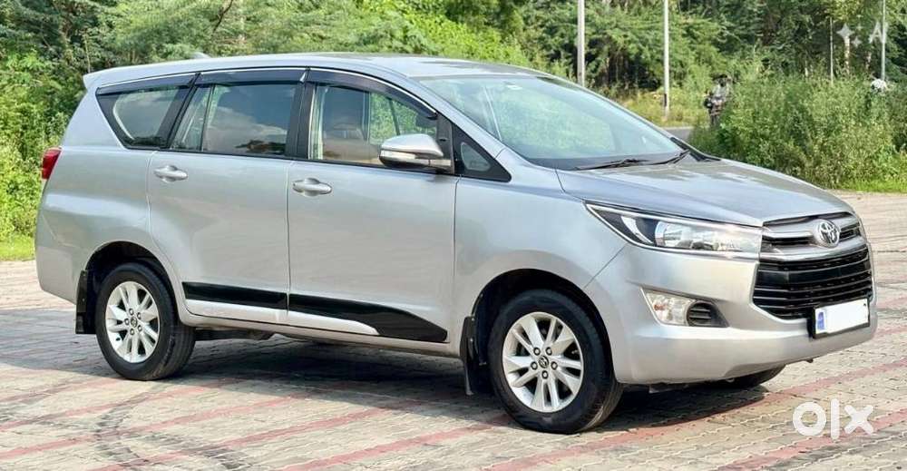 Toyota Innova Crysta 2.4 G Mt 7 Str, 2017, Diesel