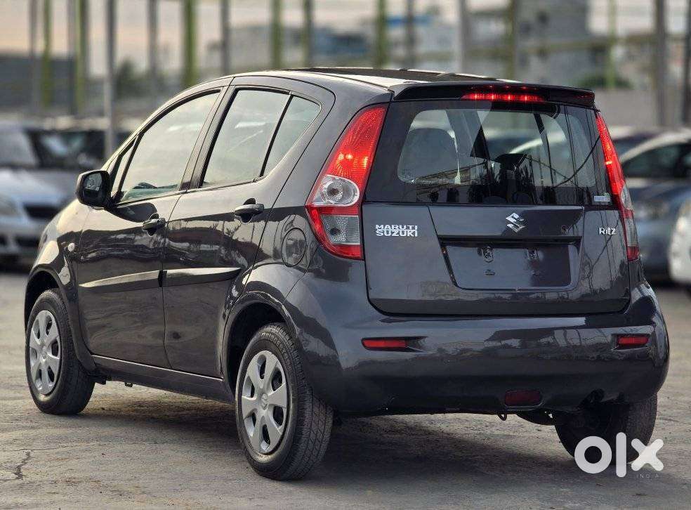 Maruti Suzuki Ritz Vxi, 2014, Petrol