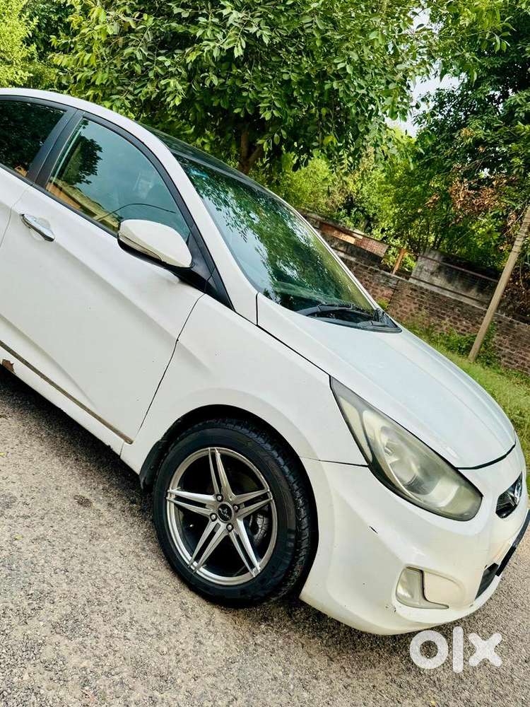 Hyundai Car Diesel 2012