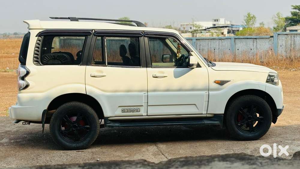 Mahindra Scorpio S10, 2017, Diesel